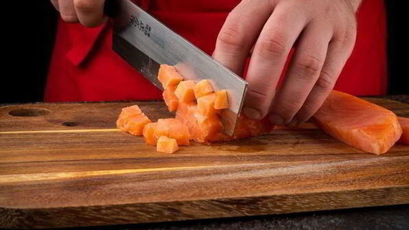 окрошка с рыбой холодного копчения