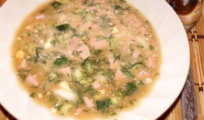 Окрошка с вареной колбасой на квасе