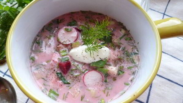 окрошка со свеклой и курицей