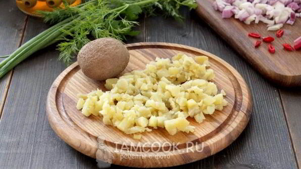 вегетарианская окрошка на кефире и минералке