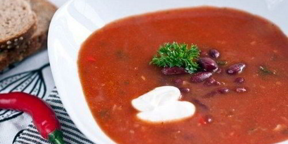 Рецепт острого густого томатного супа с фасолью