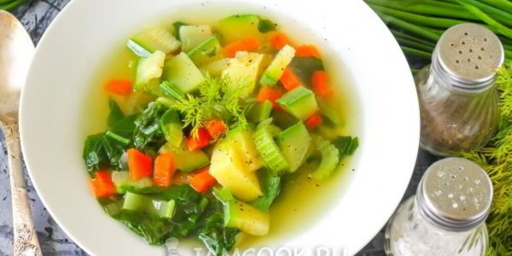 Рецепт овощного супа с сельдереем и шпинатом