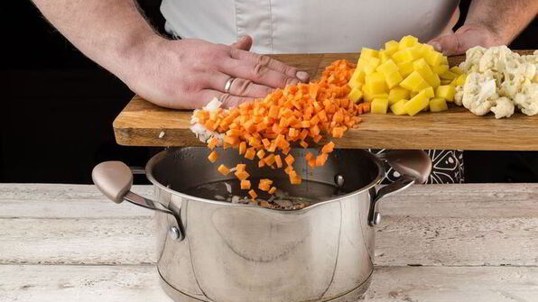 овощной суп с зеленым горошком