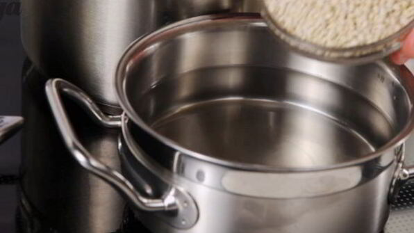 классический рассольник на говяжьем бульоне