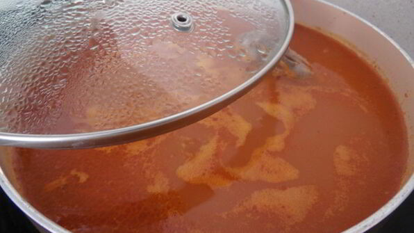 рассольник с перловкой и солеными огурцами