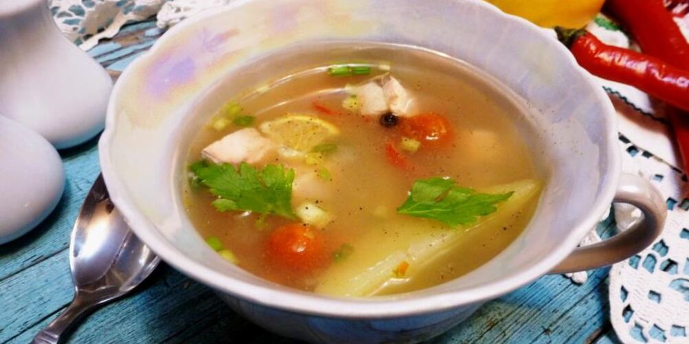 Рецепт рыбного супа с пшеном и помидорами