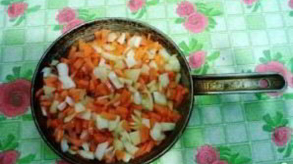 щи из квашеной капусты с тушенкой