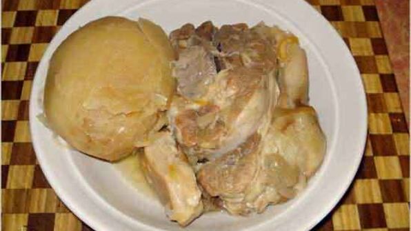 щи томленые кислые со свининой