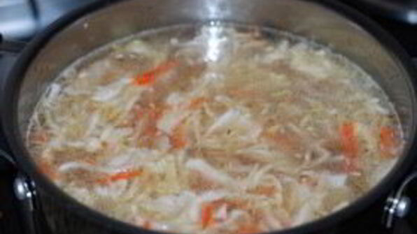 вегетарианские щи из квашеной капусты