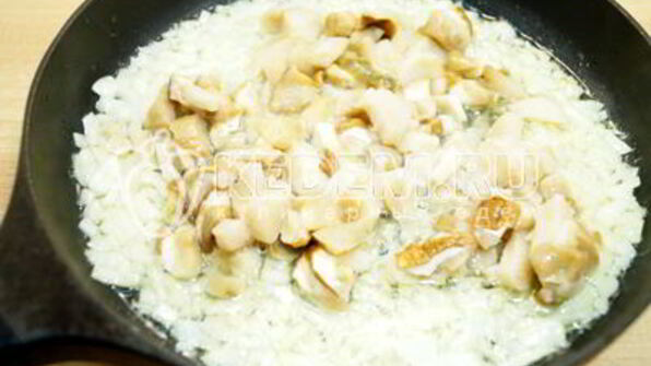 грибная солянка в горшочке