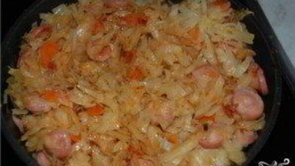 капустная солянка с сосиской