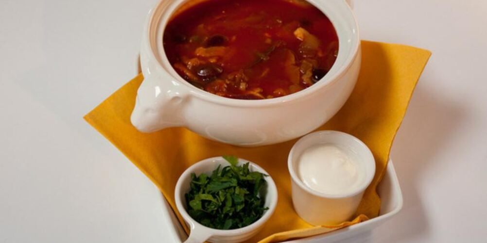 Рецепт солянки мясной с каперсами