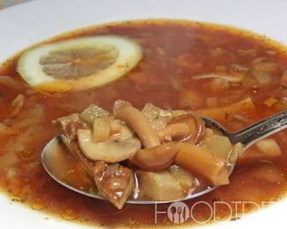 Солянка с грибами