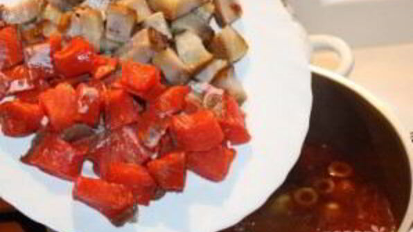 солянка с креветками