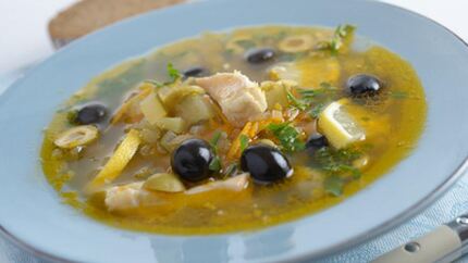 Солянка с лососем