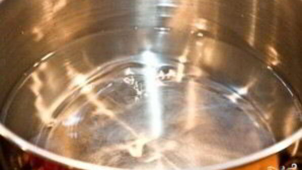 солянка с маслинами и колбасой