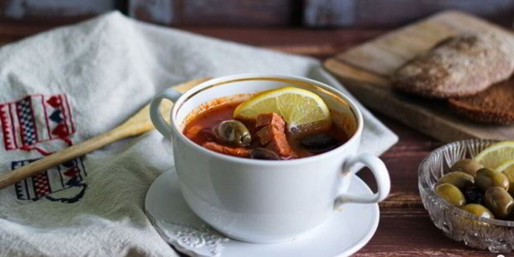 Рецепт солянки с оливками