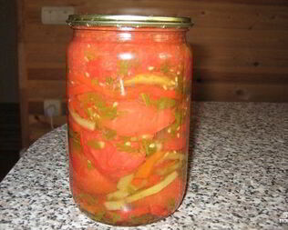 Солянка с помидорами