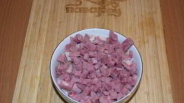 солянка сборная с колбасой