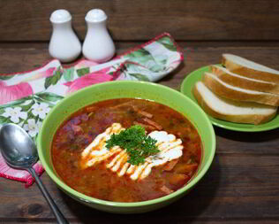 Суп солянка сборная мясная