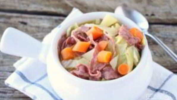 суп из капусты с мясом