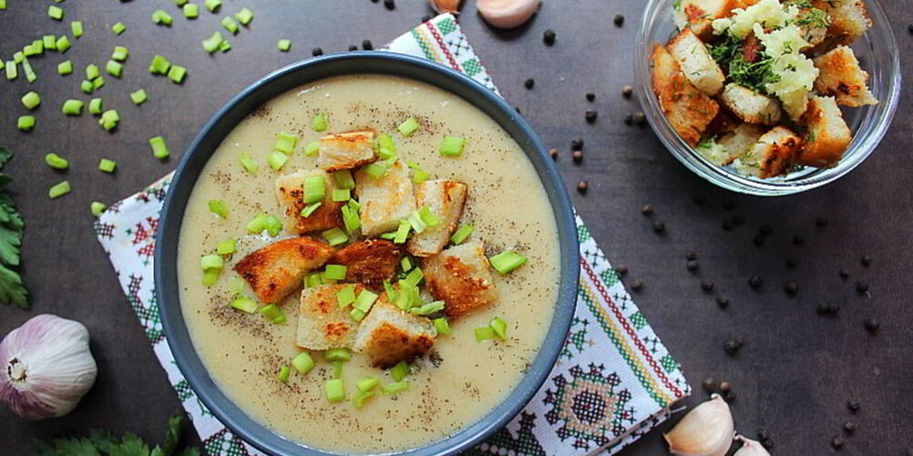 Рецепт сливочно-чесночного суп-пюре