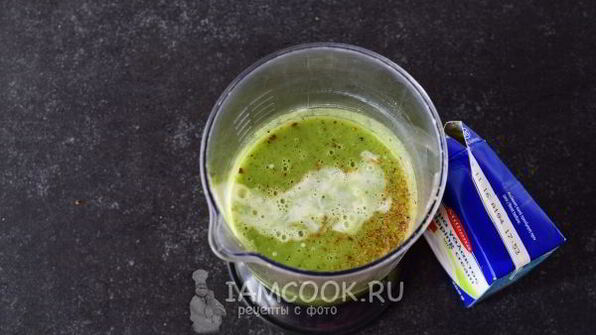 суп-пюре из брокколи со сливками