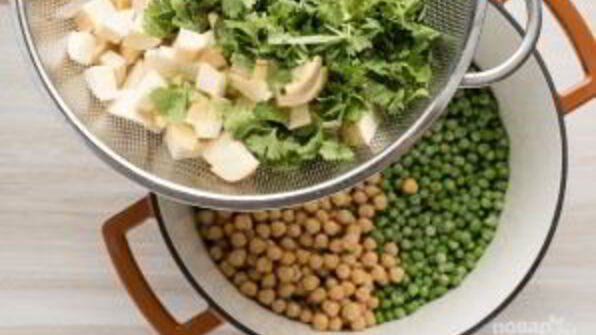 суп-пюре из горошка и нута