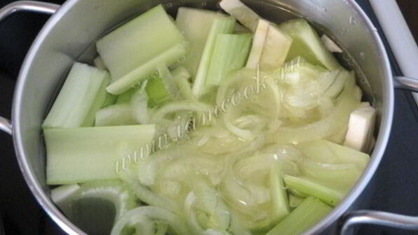 суп-пюре из сельдерея