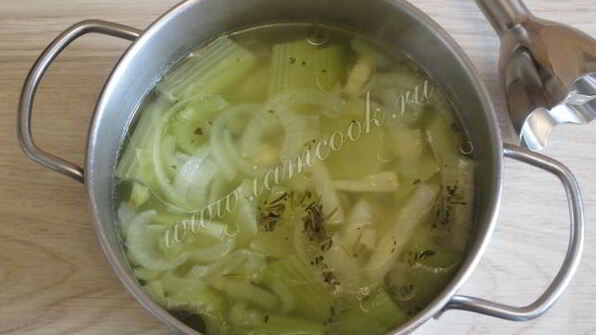 суп-пюре из сельдерея