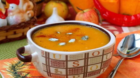 суп-пюре из тыквы с яблоками