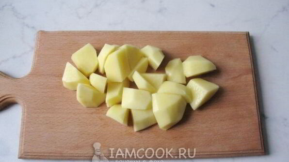 суп-пюре с тыквой и сухариками