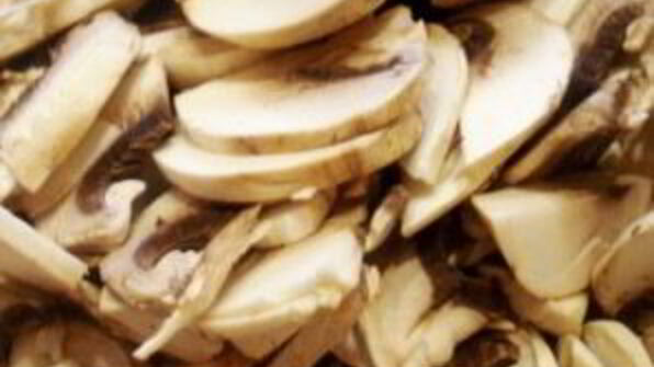 суп с грибами и фасолью