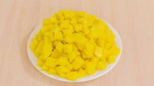 суп с грибами, куриным филе и сливками