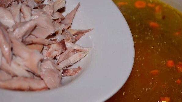 суп со свекольной ботвой