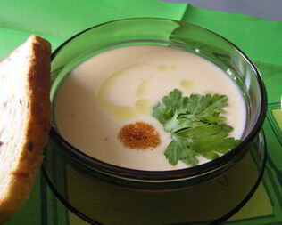 Мягкий сырный суп-пюре