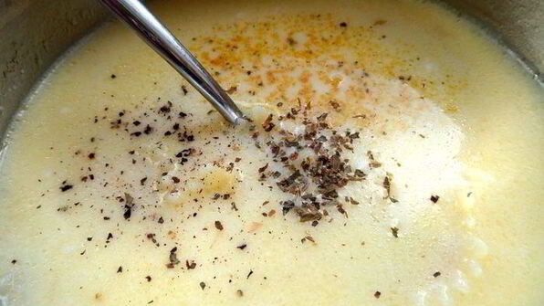 сырно-макаронный суп и чипсы из лаваша