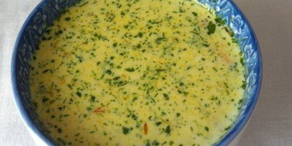 Рецепт сырного супа с копчеными ребрышками