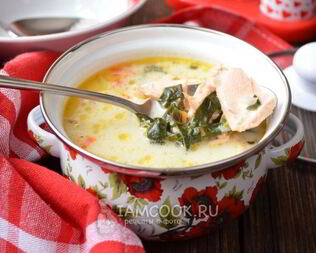Сырный суп с семгой