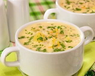 Сырный супчик с курицей и рисом