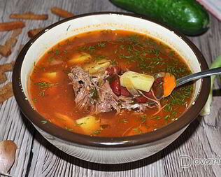 Томатный суп с фасолью