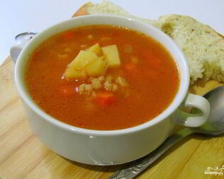 Томатный суп с перловкой
