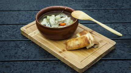 Щучья уха с блинчиками