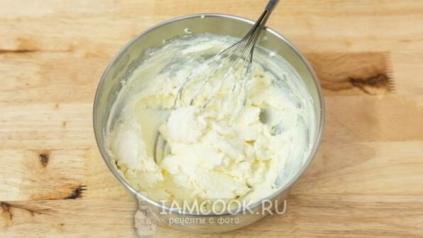 блинчики с творогом и клубникой