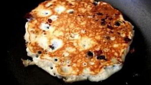 блинчики с творогом и малиной