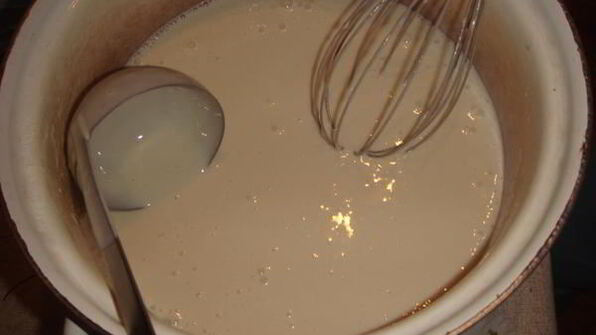 блины с копченым кальмаром и овощами