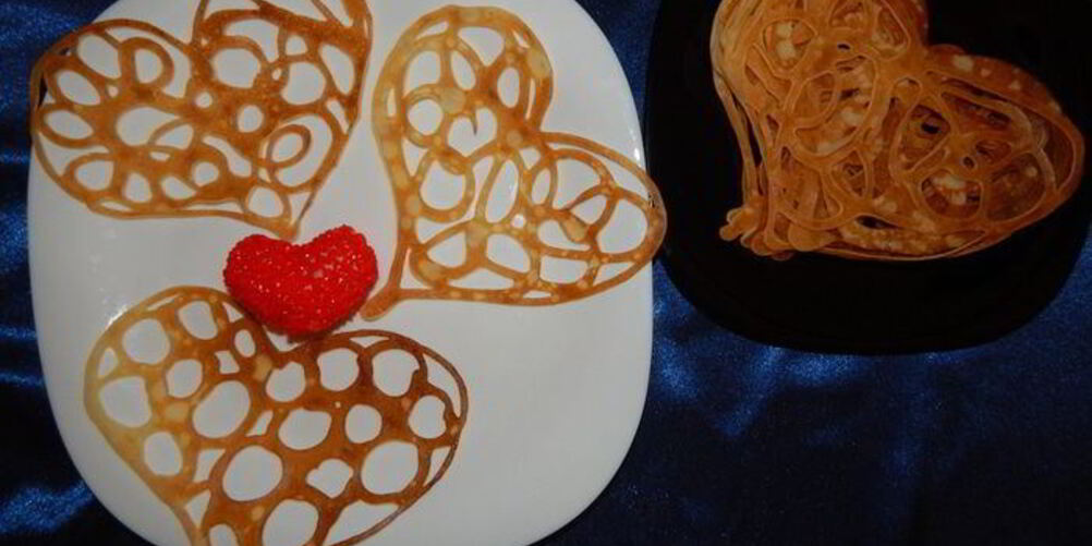 Рецепт кружевных блинчиков-сердечек