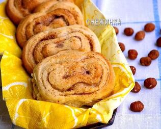 Булочки на фундуке с корицей