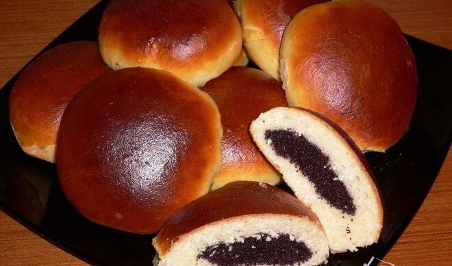 Булочки с маком