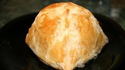 Булочки с яблоками из слоеного теста